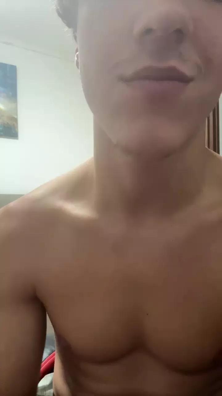 Monello_0 on Cam4 