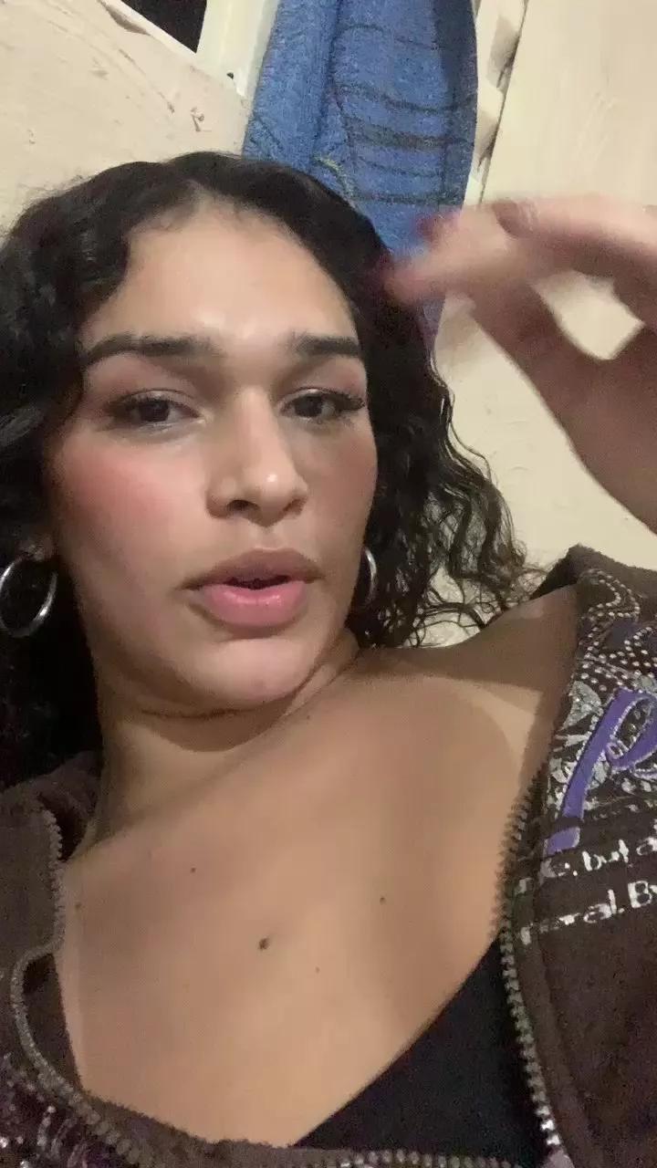 morenafogosa8 on Cam4 