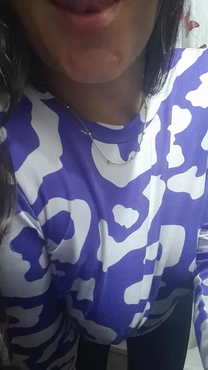 Nella_25 on Cam4 
