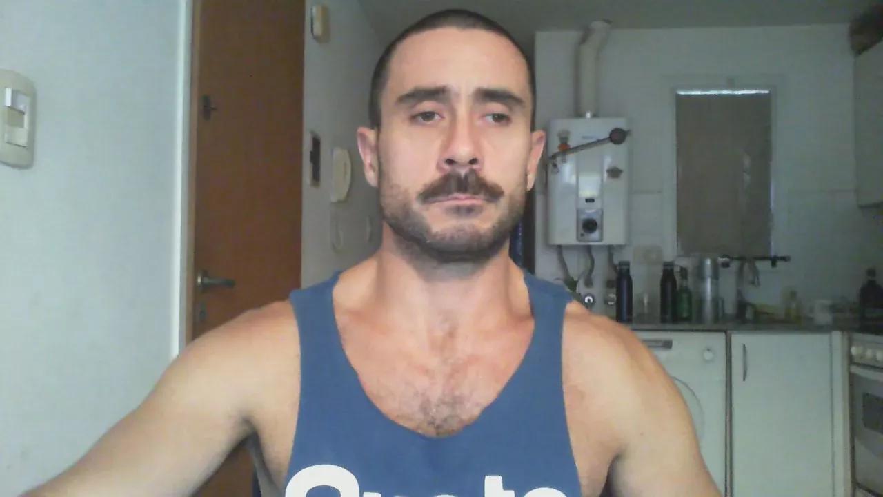 p_arg1986 on Cam4 