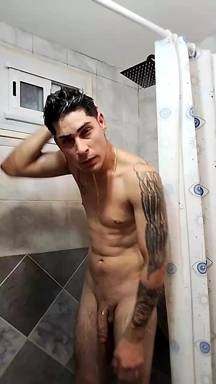 Pabloxx24 on Cam4 