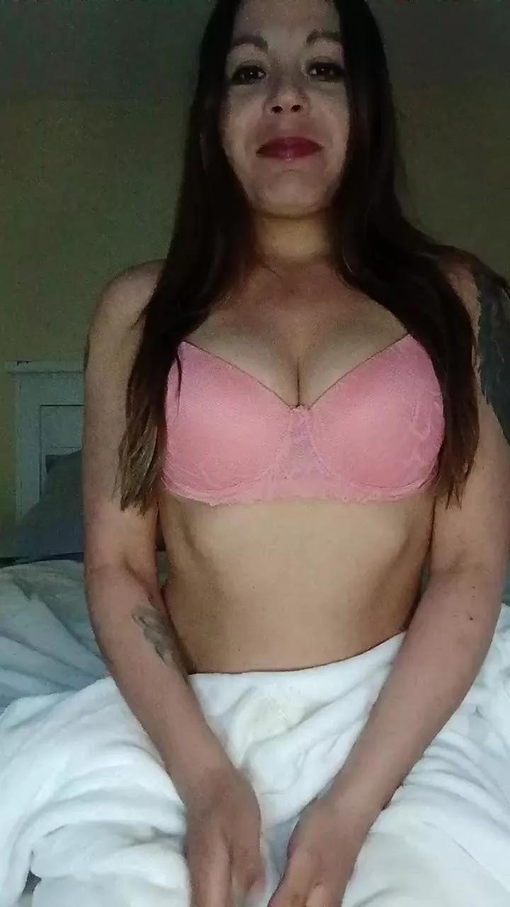 Paintpantiesxxx on Cam4 