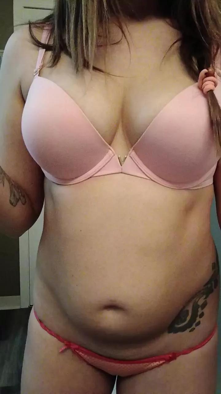 Paintpantiesxxx on Cam4 