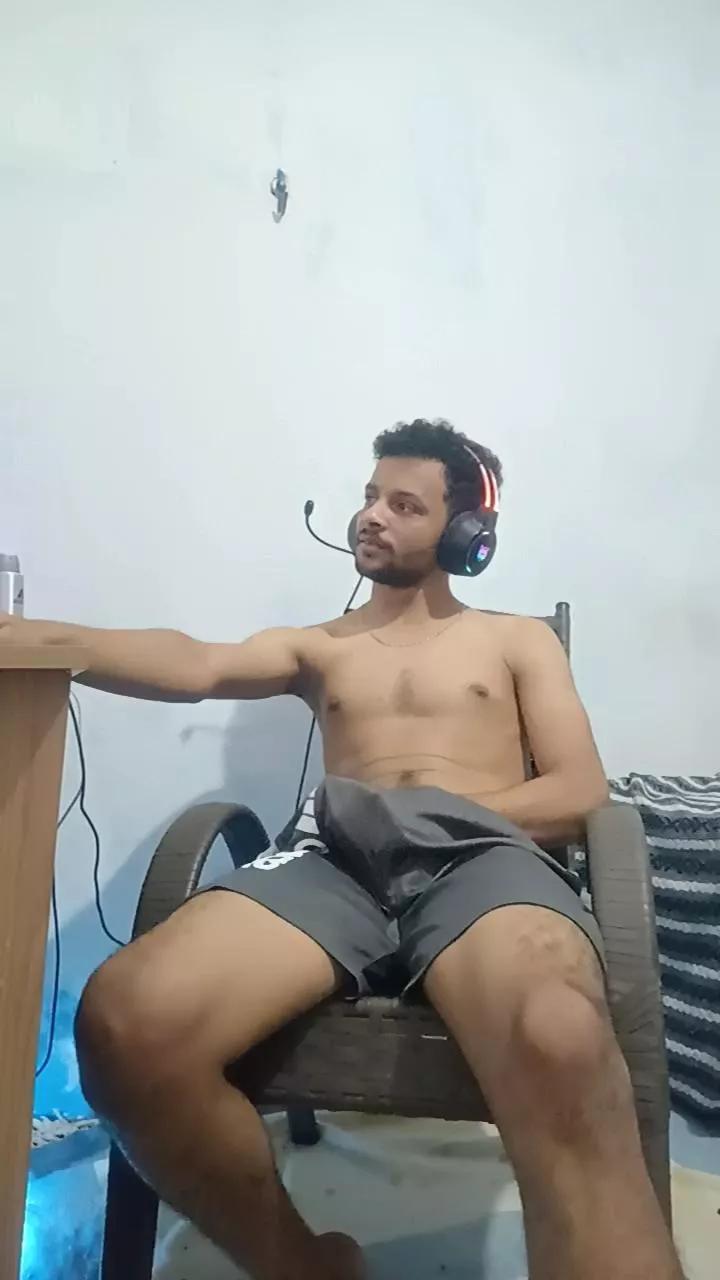 pedro15041 on Cam4 
