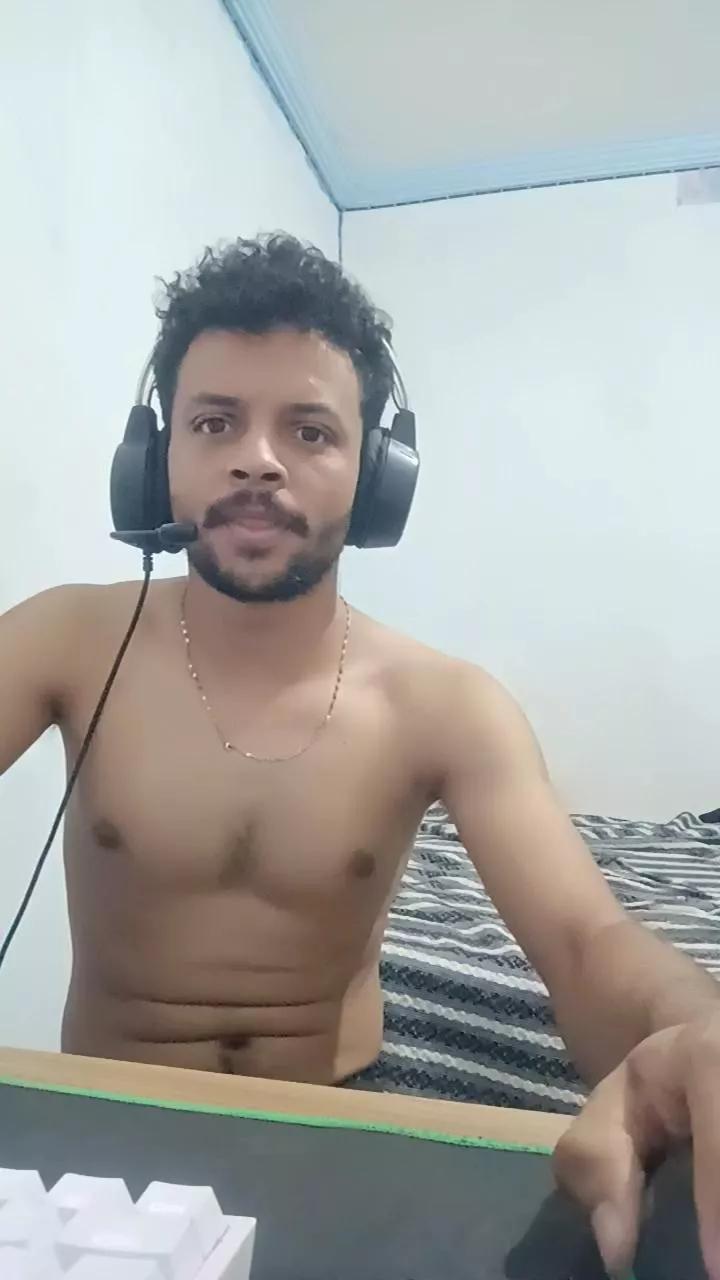 pedro15041 on Cam4 