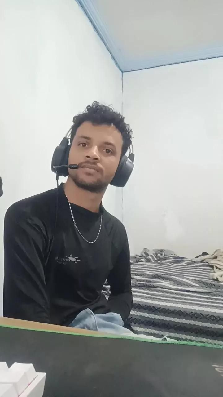 pedro15041 on Cam4 
