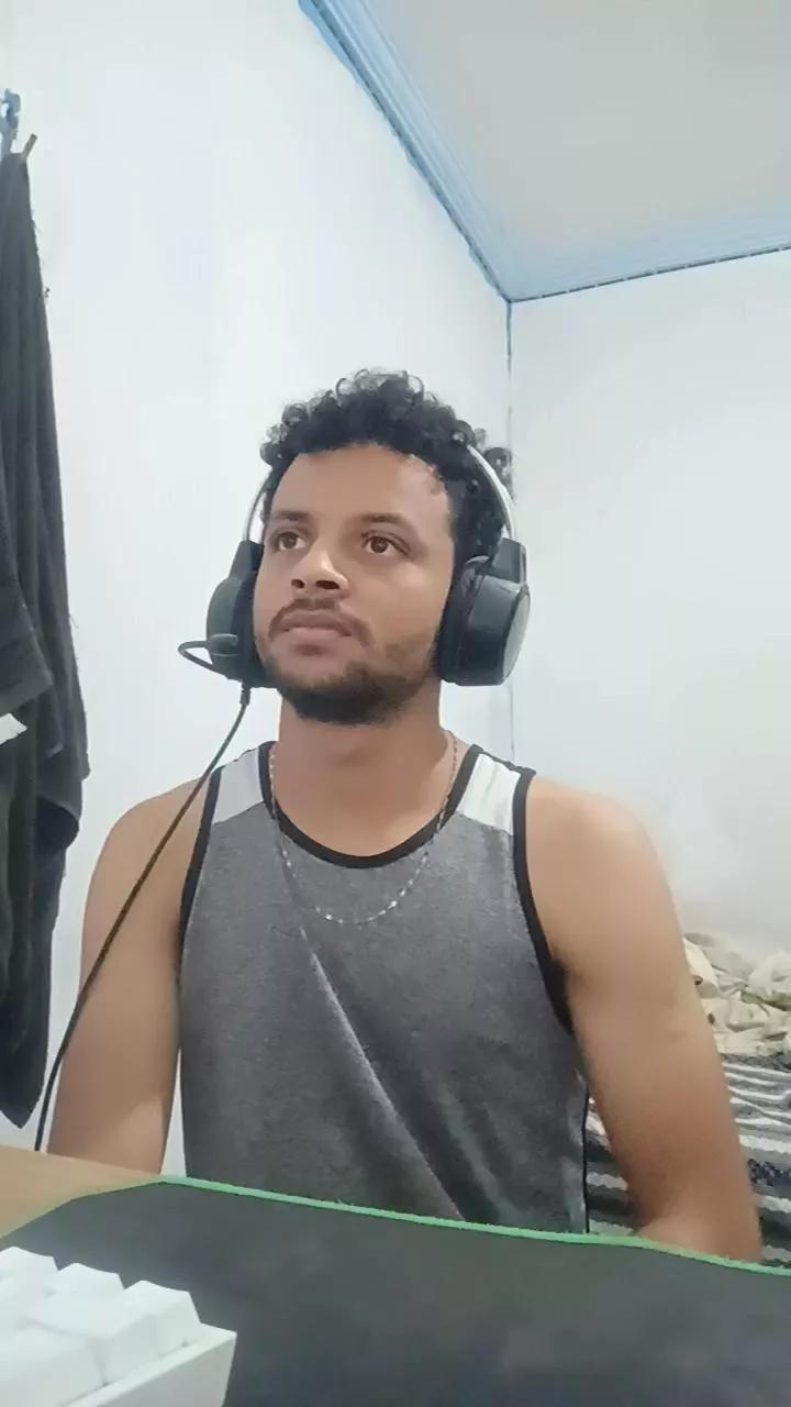 pedro15041 on Cam4 