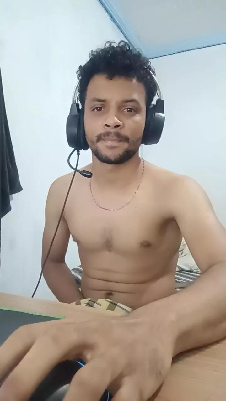 pedro15041 on Cam4 