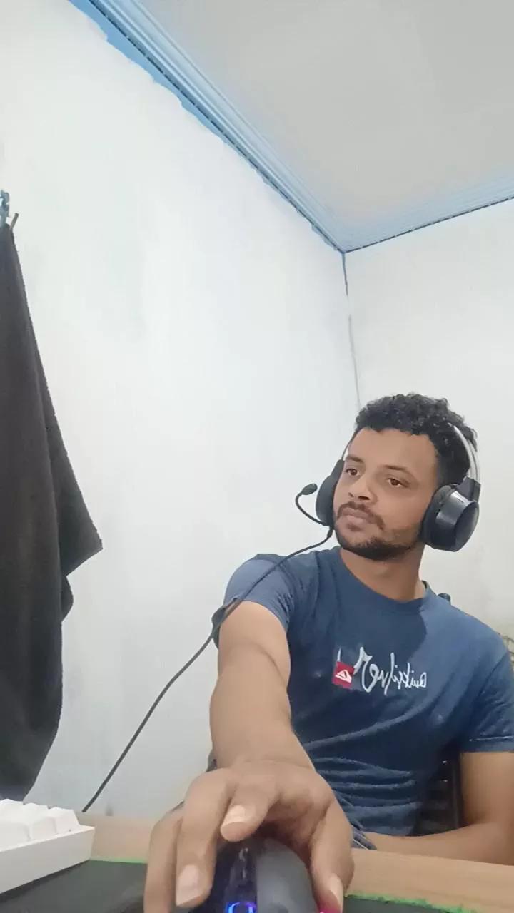 pedro15041 on Cam4 
