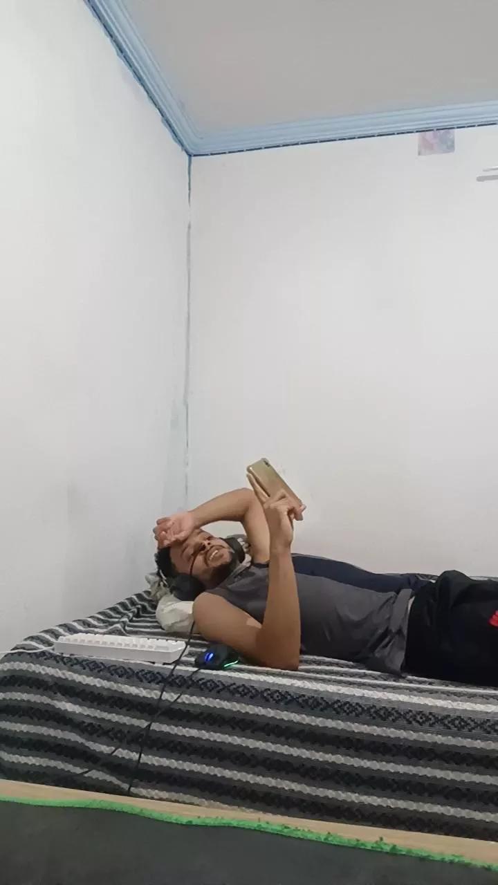 pedro15041 on Cam4 