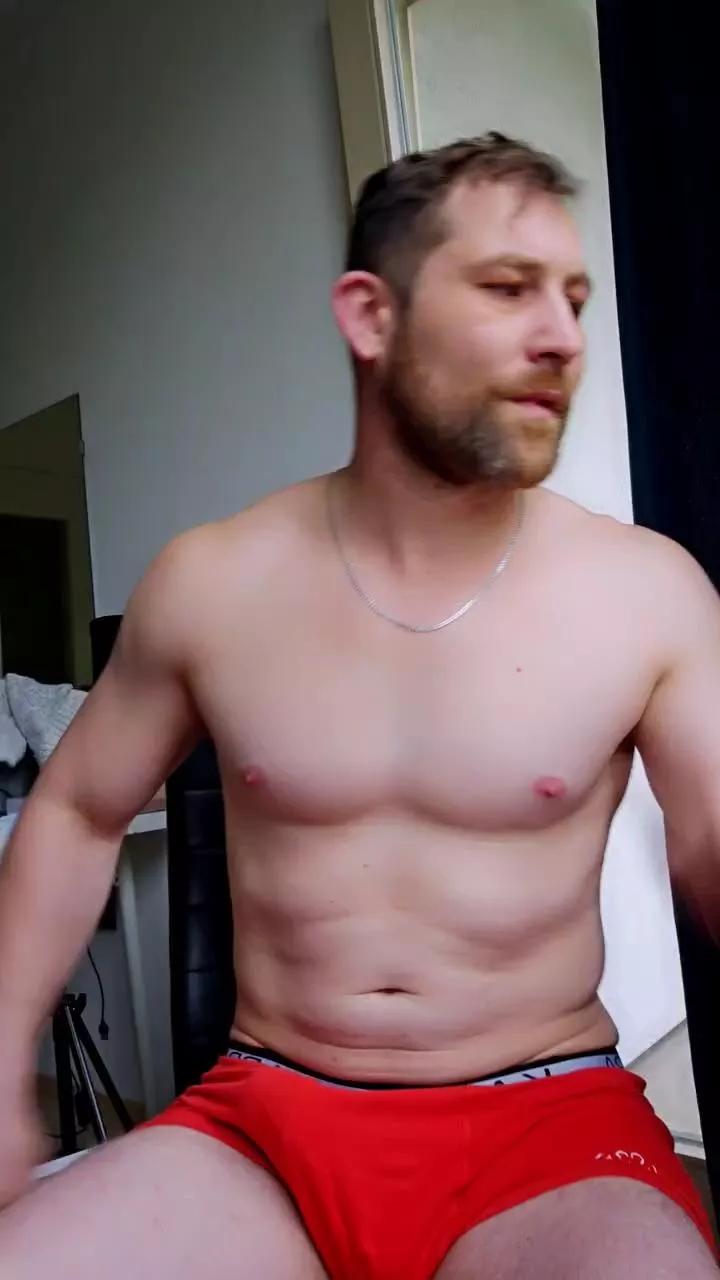PedroCochones9 on Cam4 