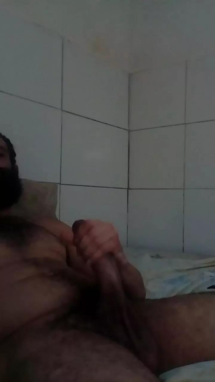 Pedrog24 on Cam4 