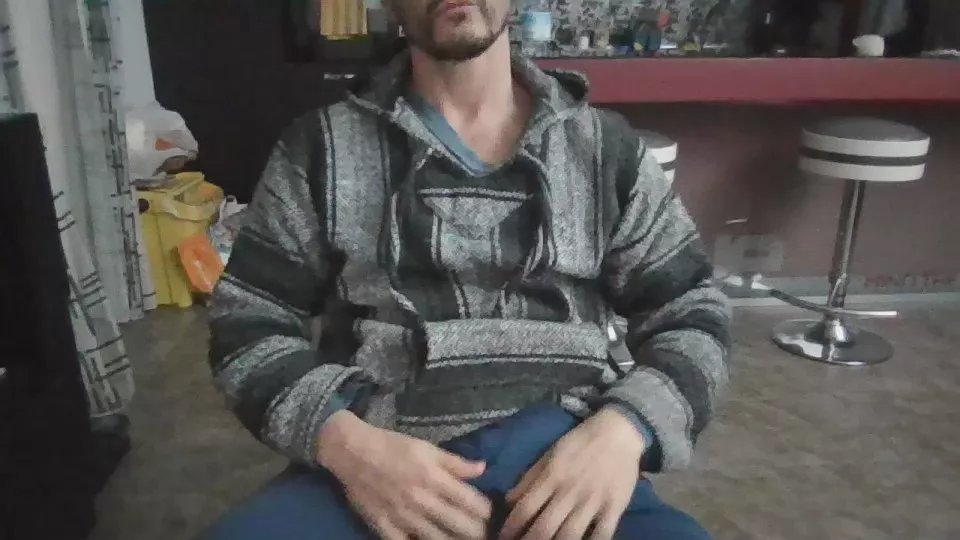 Offline PerversoGentile on Cam4