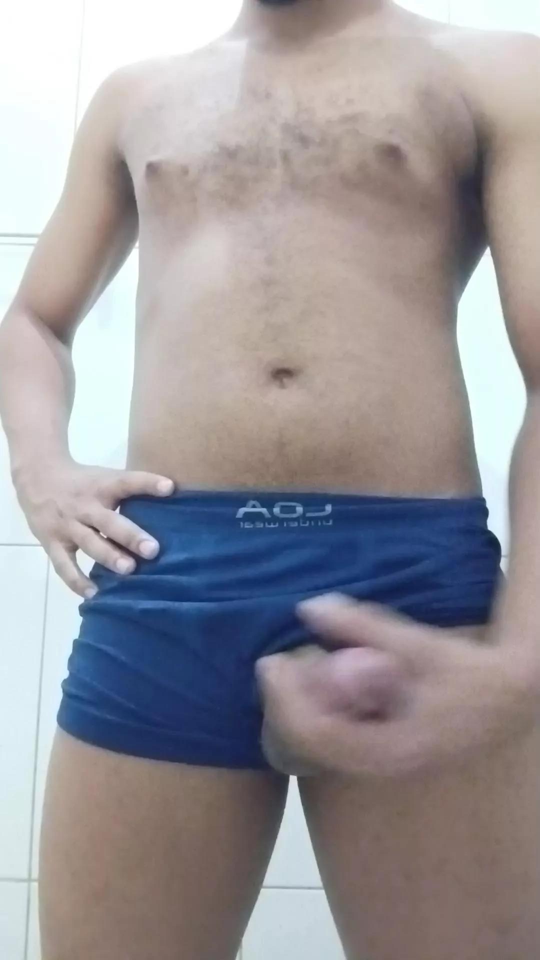 PH011 on Cam4 