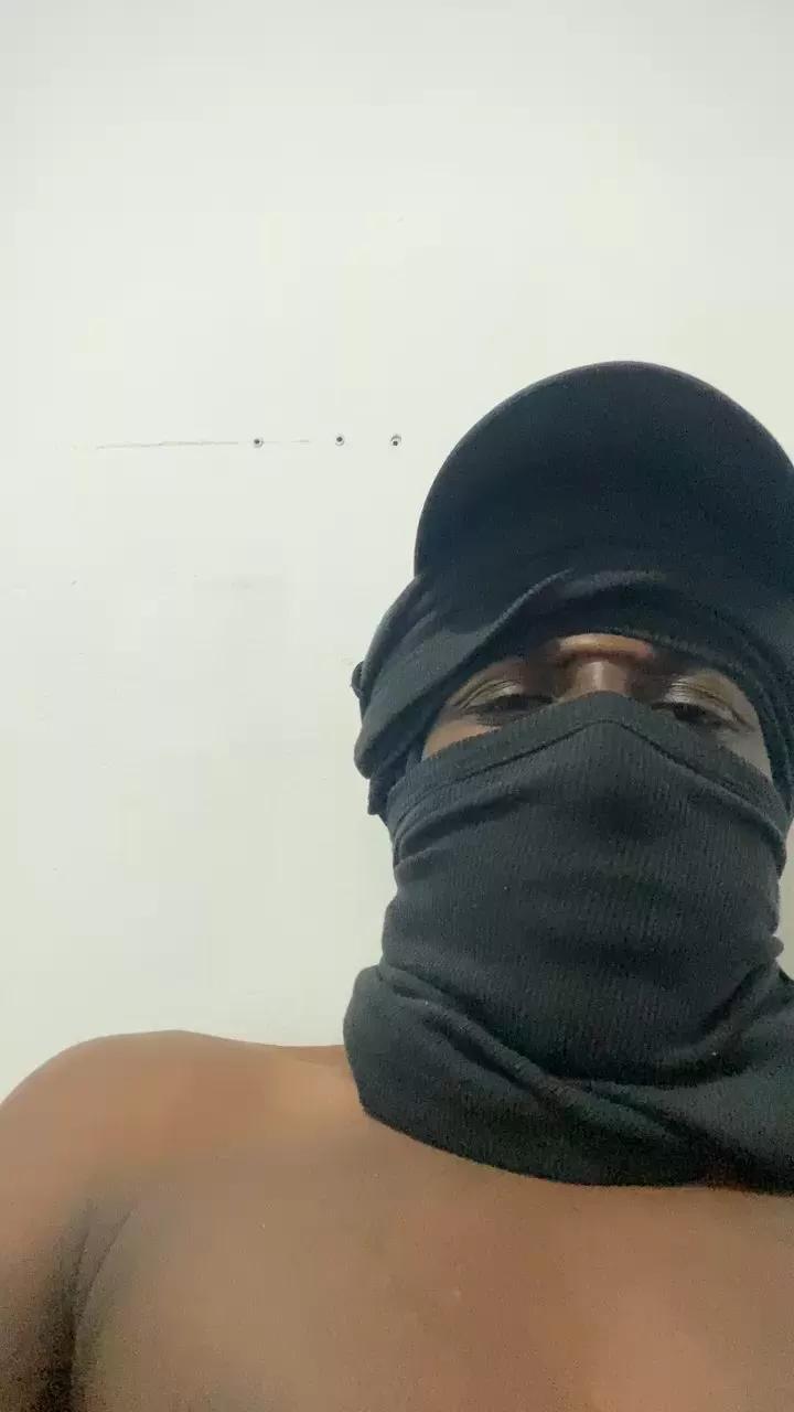Preto4m on Cam4 