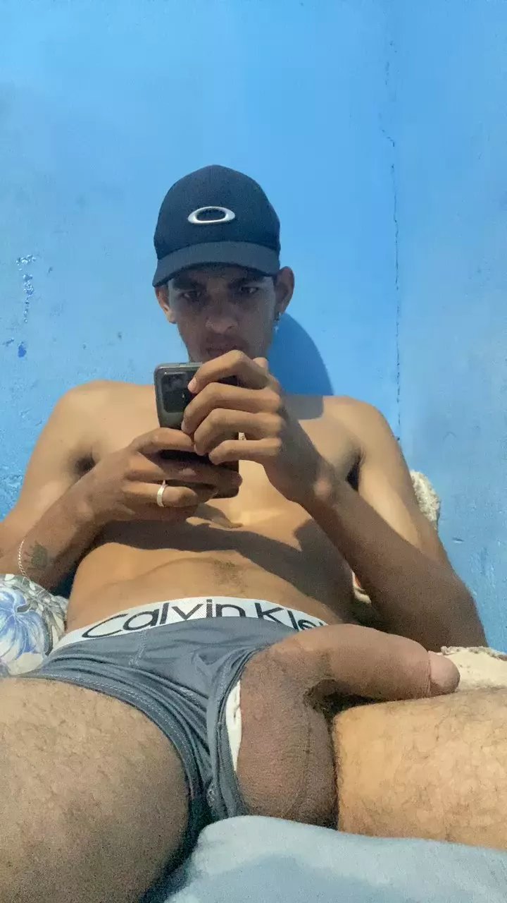 Offline Raw_20c on Cam4