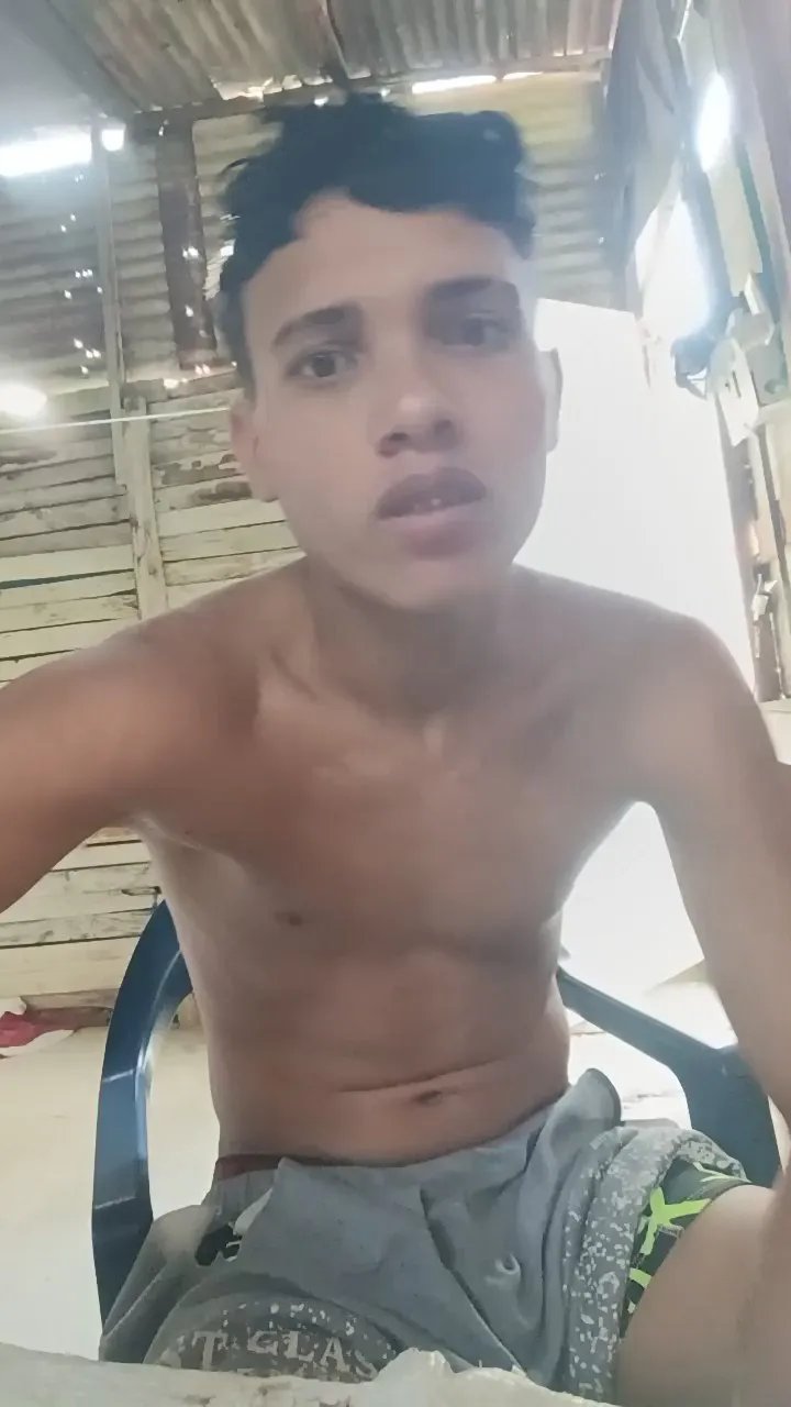 Offline Richard_2 on Cam4