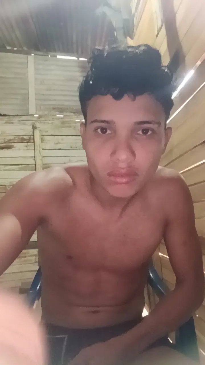 Offline Richard_2 on Cam4