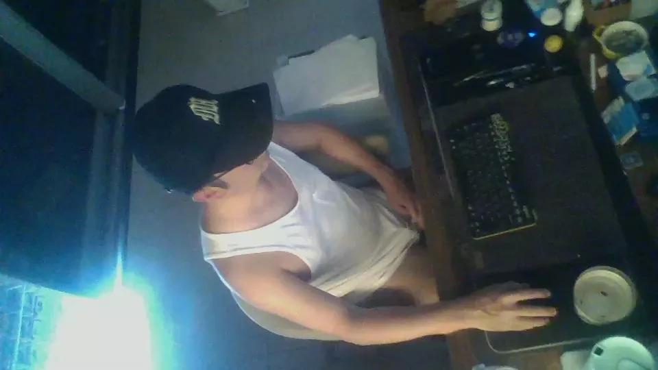 Ricky88888 on Cam4 