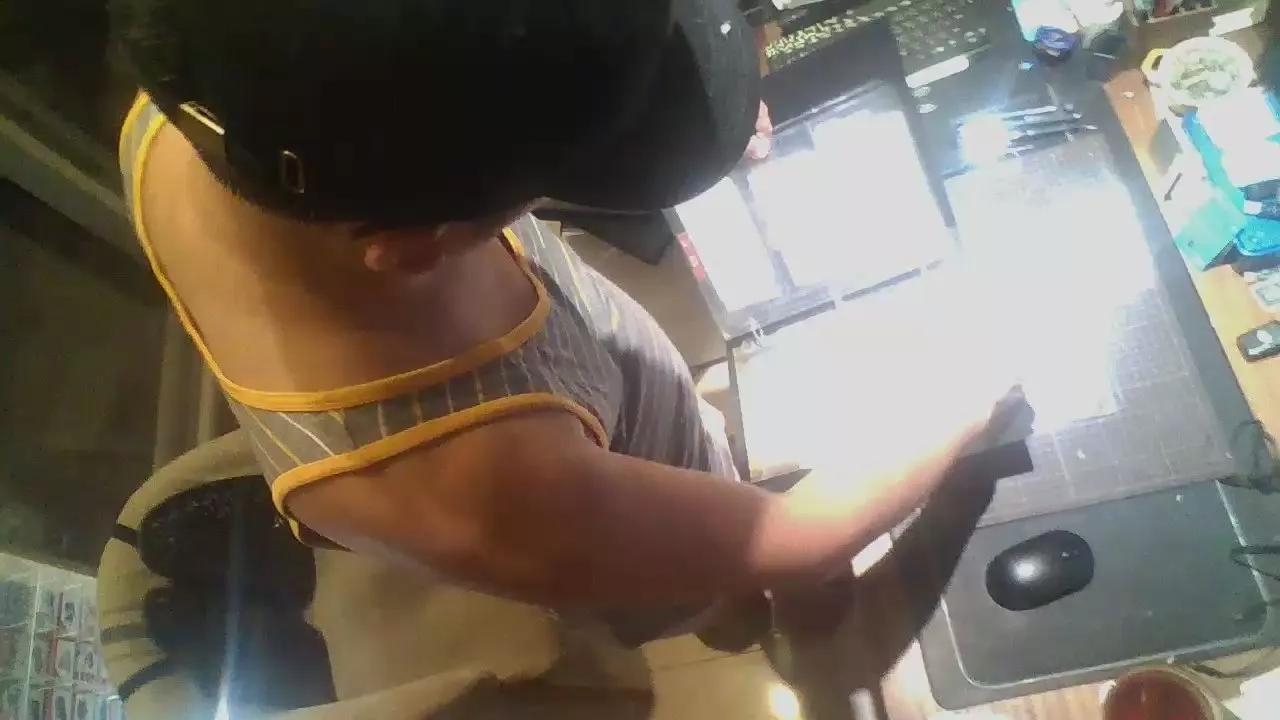 Ricky88888 on Cam4 