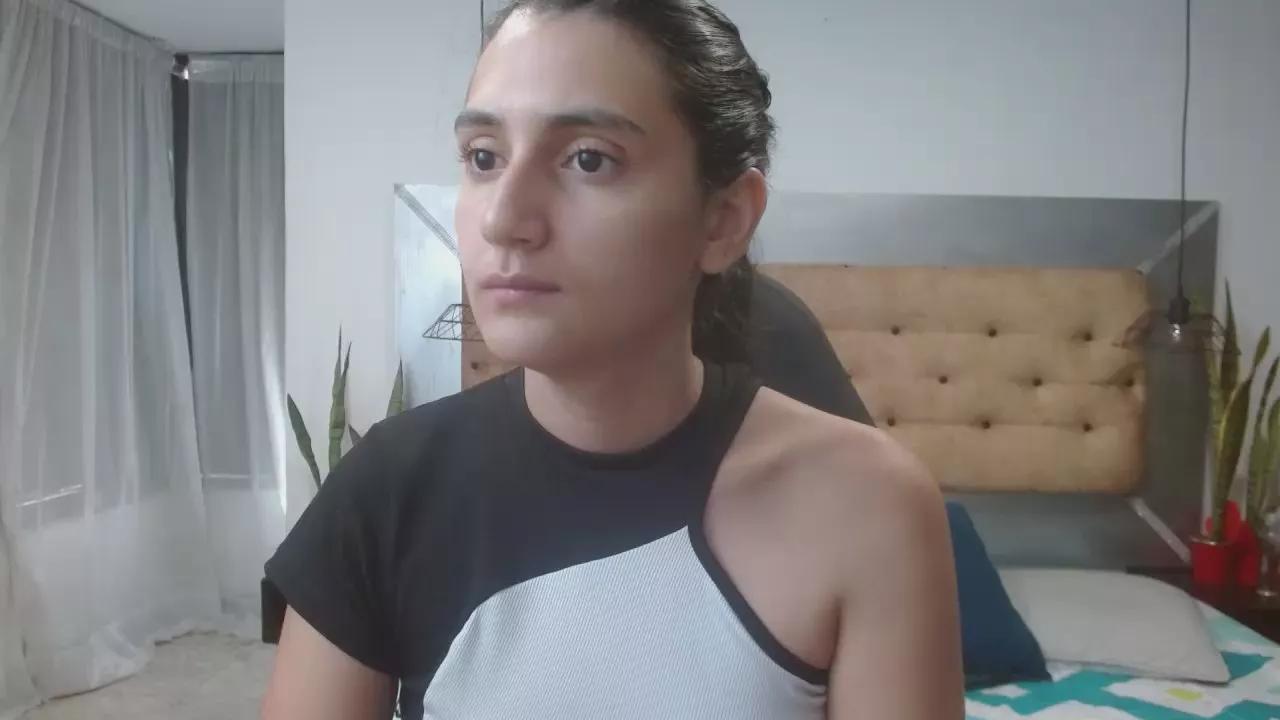 rousecarolainn on Cam4 
