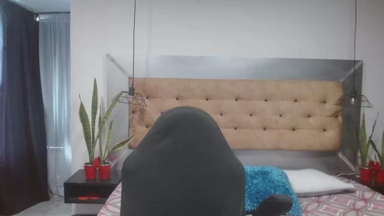 rousecarolainn on Cam4 