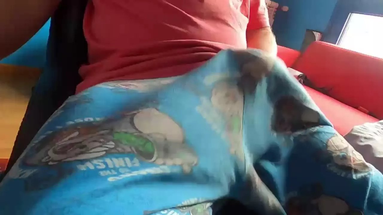 Offline ruben33xxx on Cam4