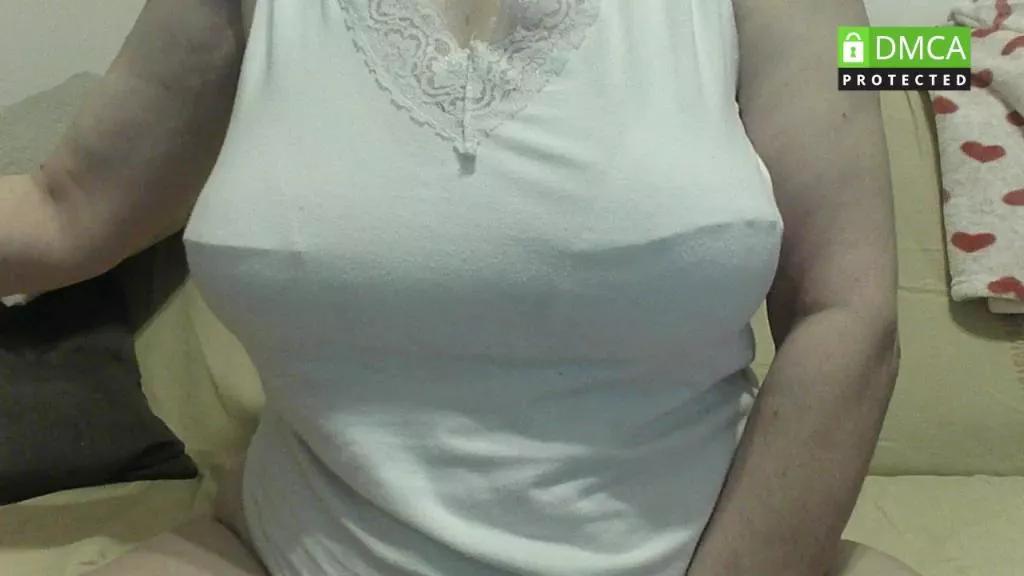 sexy_tettona on Cam4 