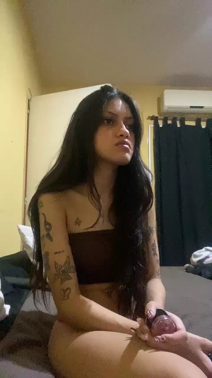 Offline shai2526 on Cam4