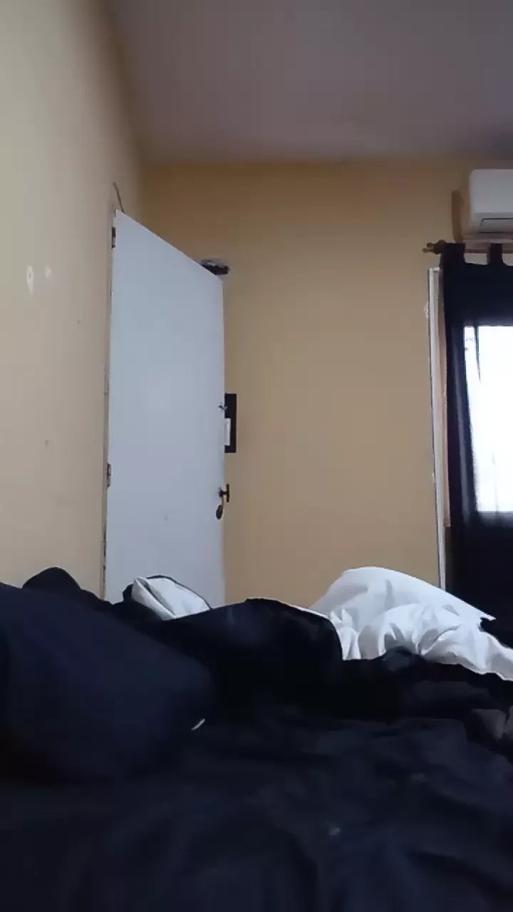 Offline shai2526 on Cam4