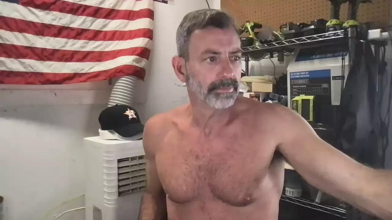 Silver_1k on Cam4 
