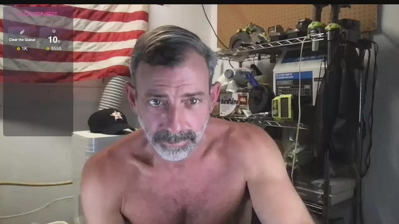 Silver_1k on Cam4 