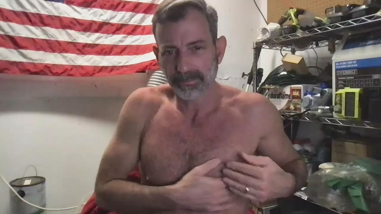 Silver_1k on Cam4 