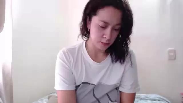 steel_girl on Cam4 