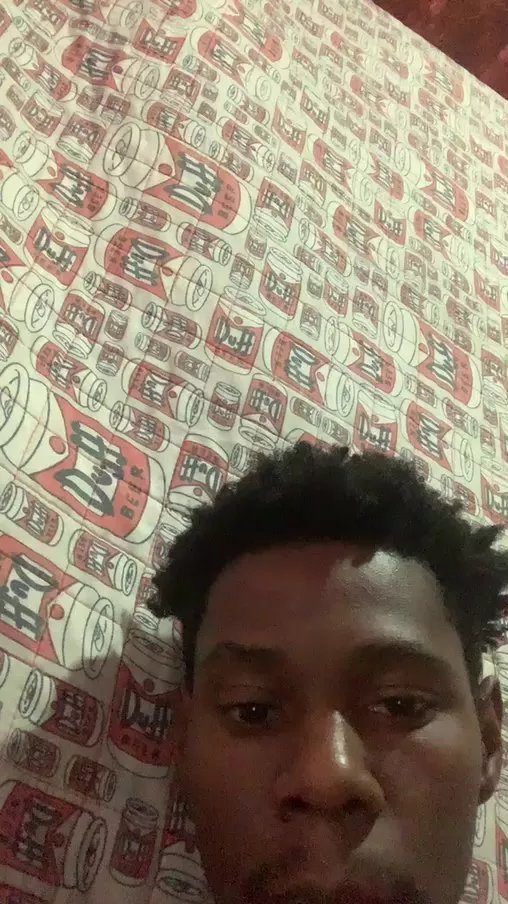 Offline Theus4561 on Cam4