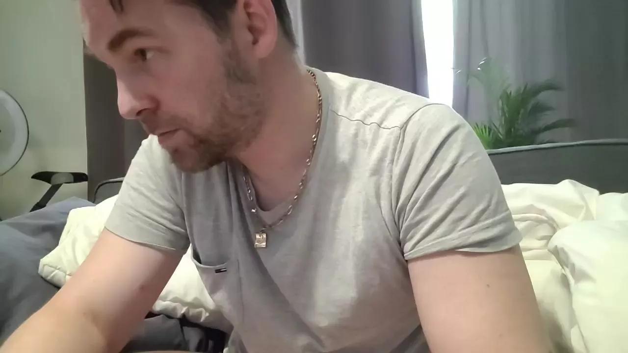 tomsauwer on Cam4 