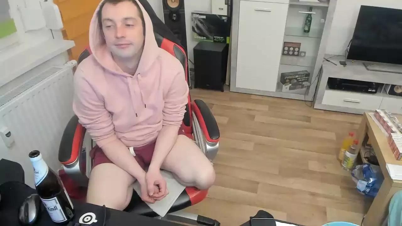 tonibiteen21 on Cam4 