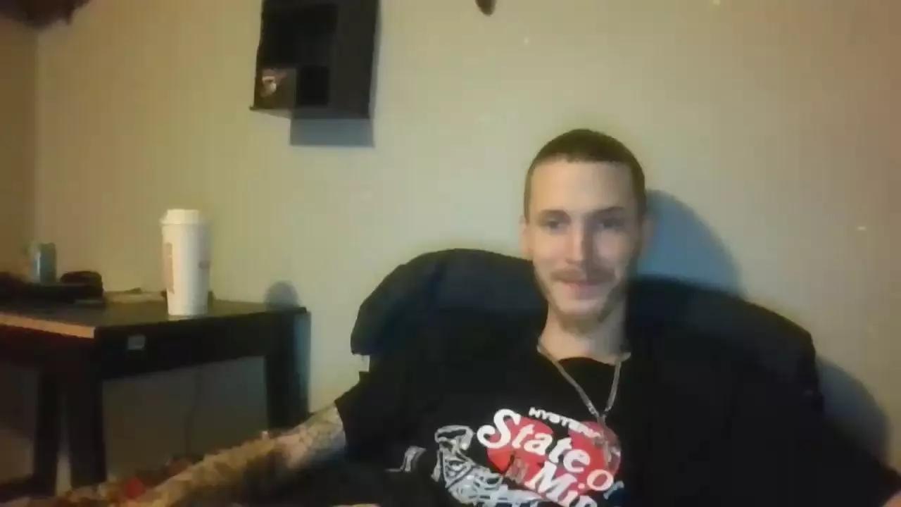 TooTall727 on Cam4 