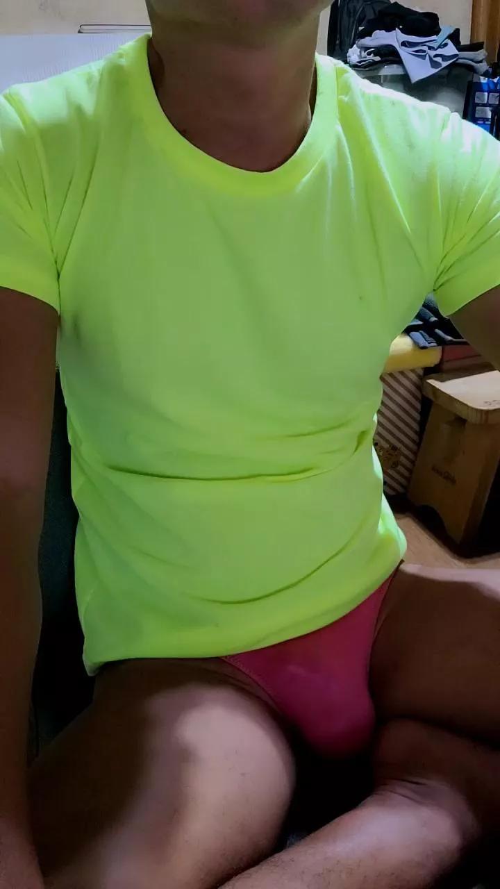 Uncleyuan on Cam4 