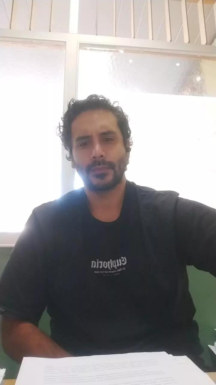 Valenlio_Por on Cam4 