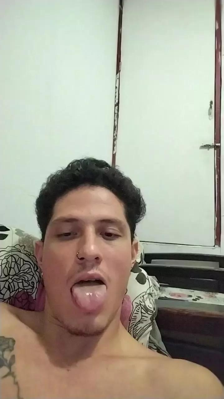 Wolfalone1999 on Cam4 