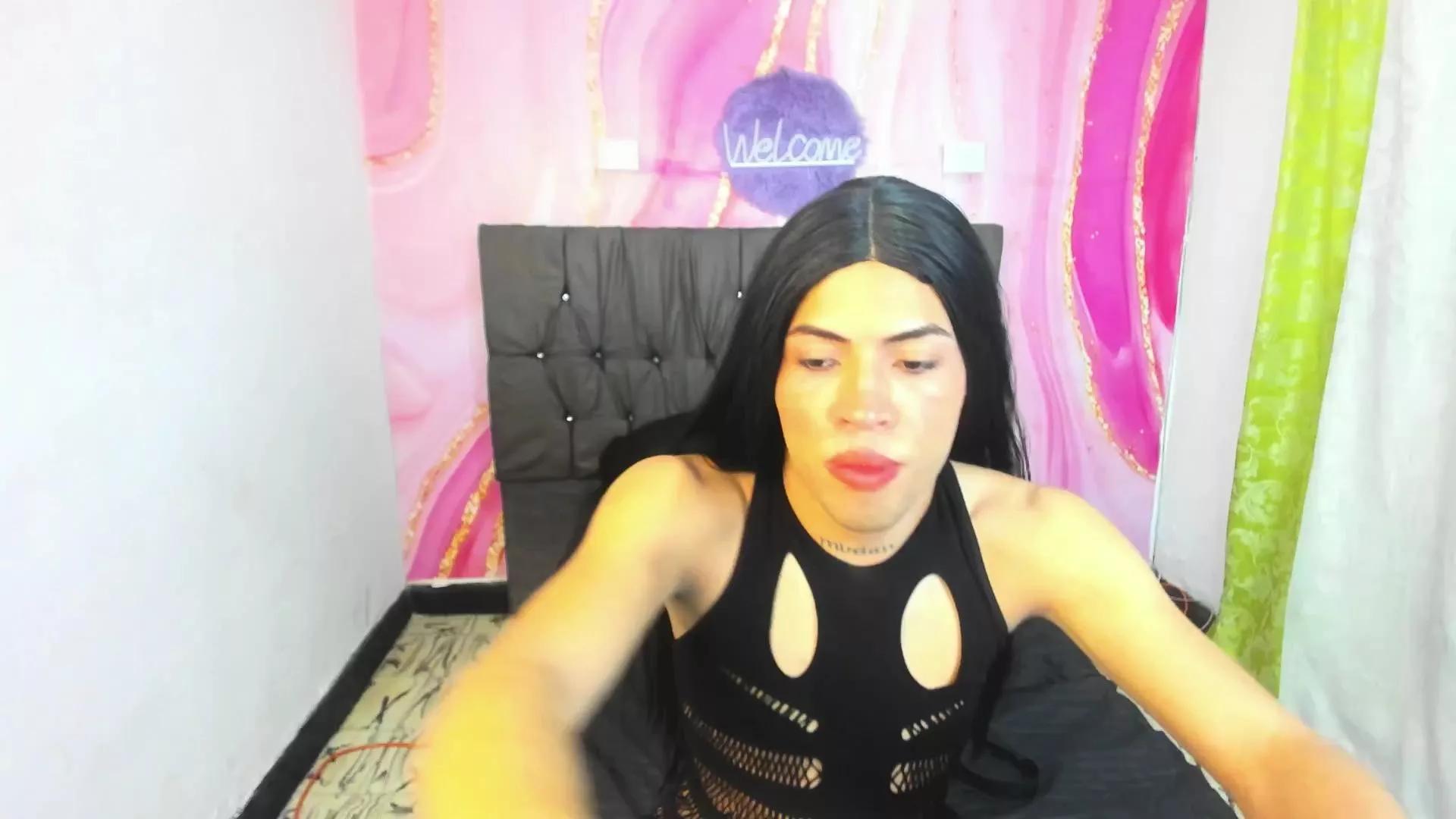 Yackeline_Trans on Cam4 