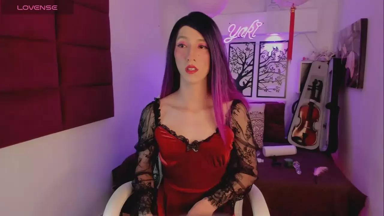 YakiTai on Cam4 