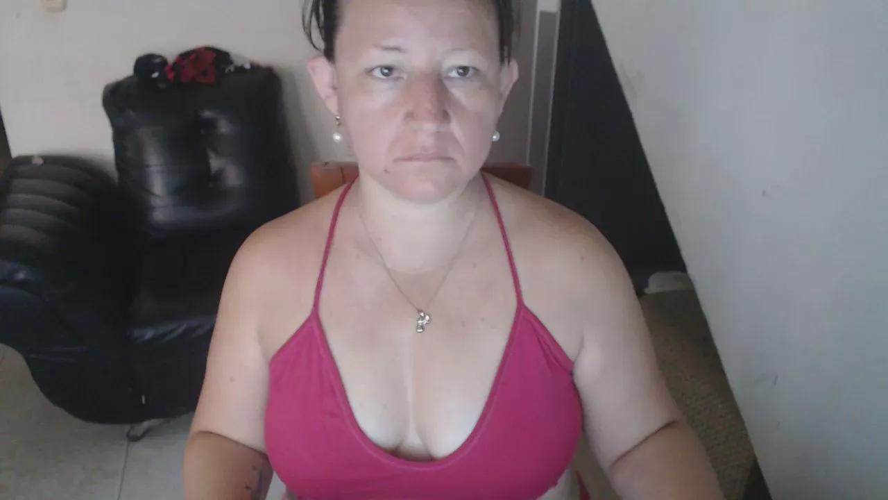 Yohis_Kiut25 on Cam4 