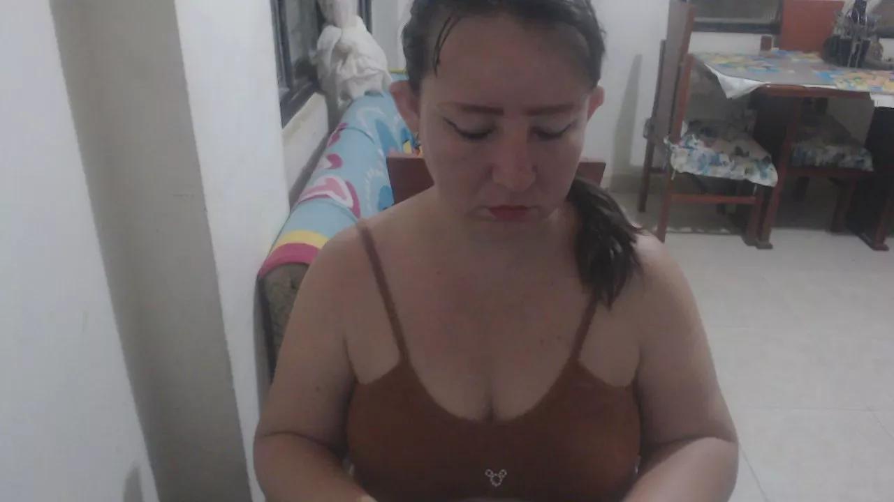 Yohis_Kiut25 on Cam4 