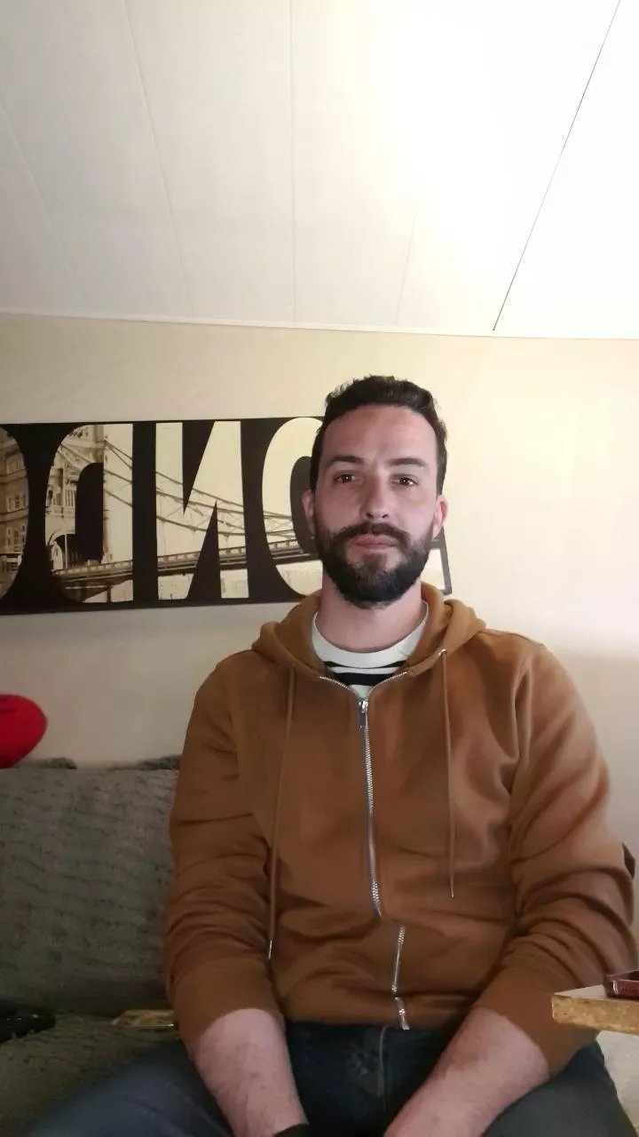 Offline zimbafree on Cam4