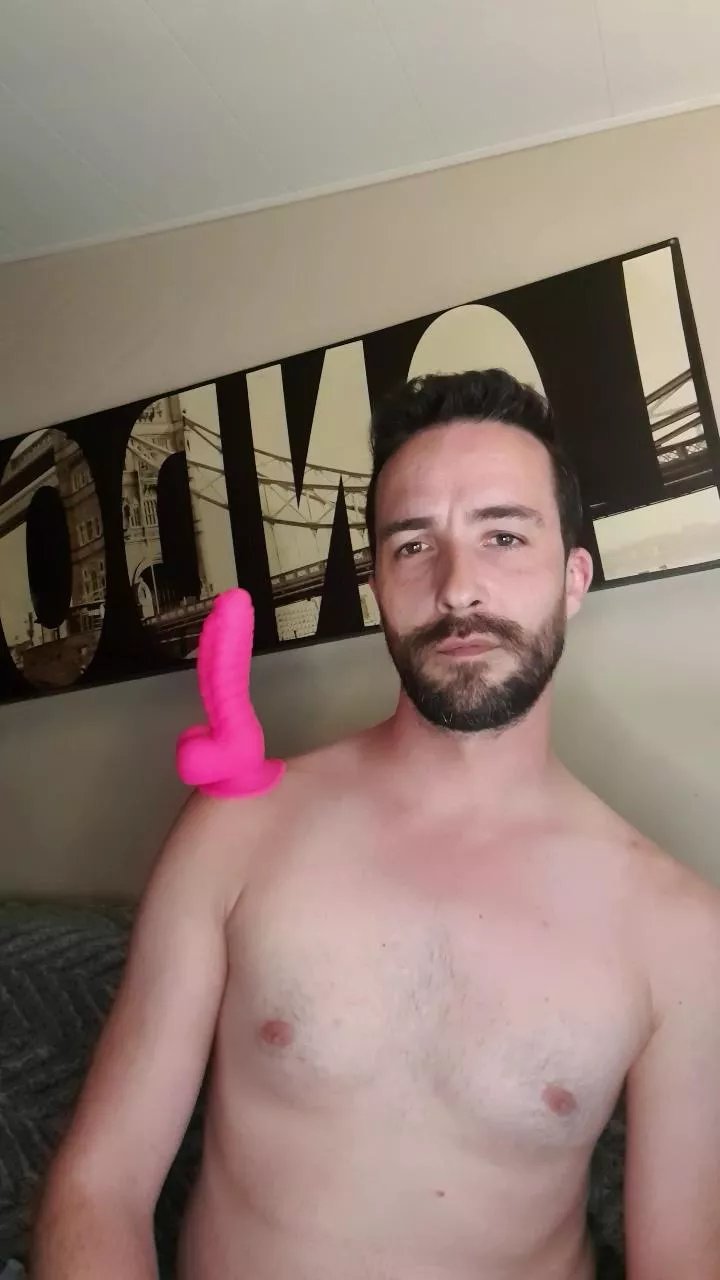 Offline zimbafree on Cam4