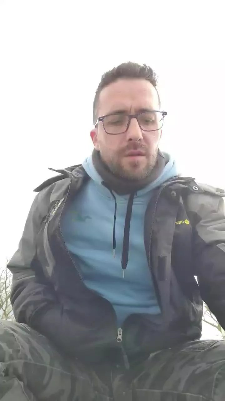 Offline zimbafree on Cam4