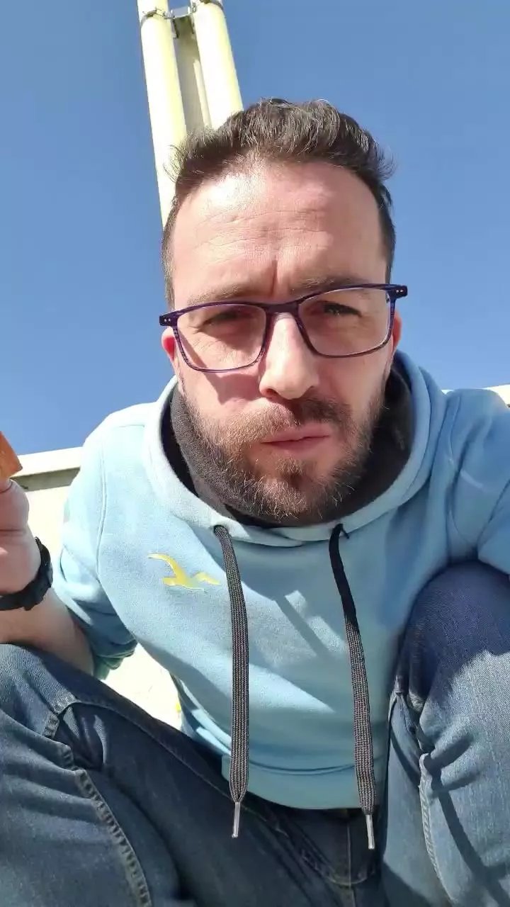 Offline zimbafree on Cam4