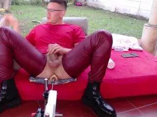 Offline simon-and-daviid on CamSoda